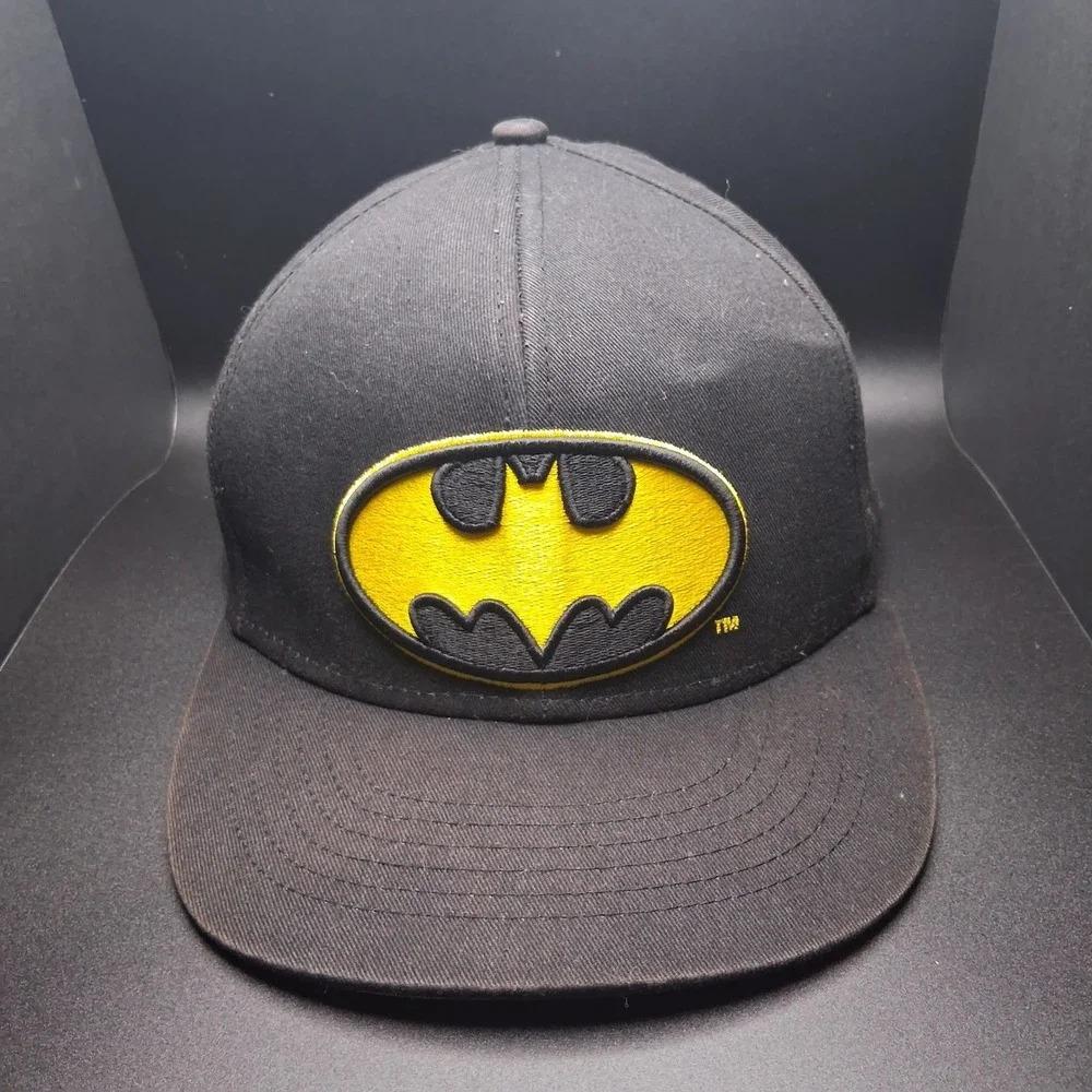 DC Comics Batman Kids Snapback Hat Black Yellow Embroidered Baseball Cap